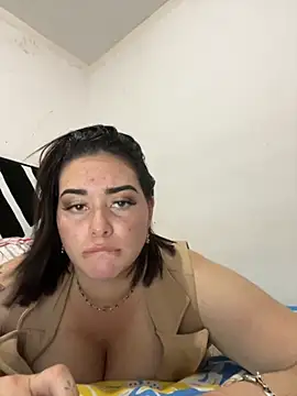 Snapshot of Romina_foxxx_ chatting on 19, 11, 2025 Romina foxxx online show from 19, 11, 2025