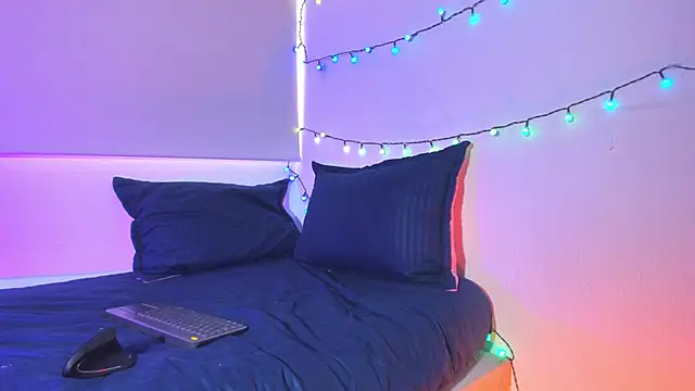 saint dark online show from 16, 12, 2025