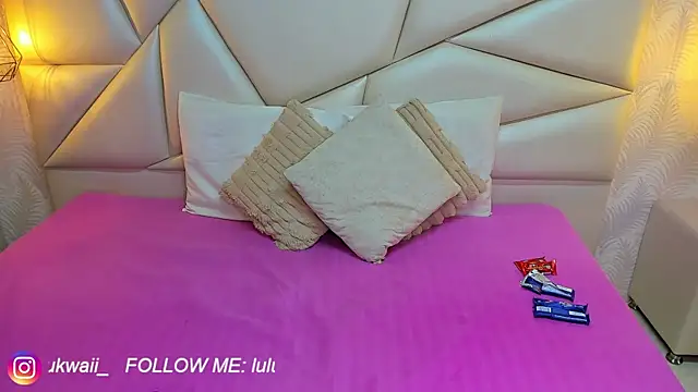 Snapshot of laurettedela_rouse chatting on 24, 11, 2025 laurettedela rouse online show from 24, 11, 2025