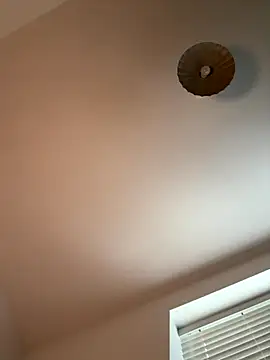 Snapshot of Bethrae25 chatting on 22, 11, 2025 Bethrae25 online show from 22, 11, 2025