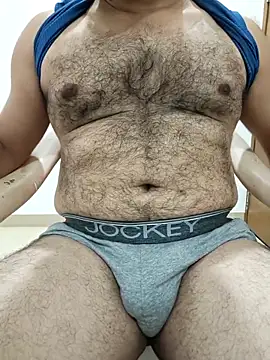 funnyboy 069 online show from 18, 3, 2026