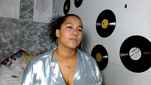 Snapshot of Ambar_foxy chatting on 7, 1, 2026 Ambar foxy online show from 7, 1, 2026