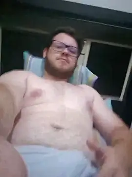 Snapshot of Purple_Mario chatting on 8, 11, 2025 Purple Mario online show from 8, 11, 2025