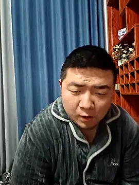 Snapshot of BPTT001 chatting on 15, 12, 2025 BPTT001 online show from 15, 12, 2025