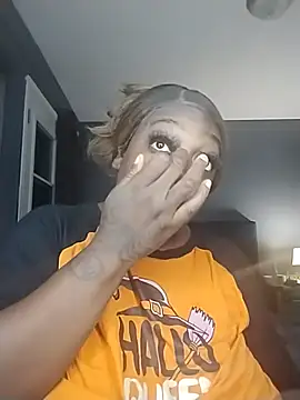 BiancaClarkson online show from 16, 11, 2025