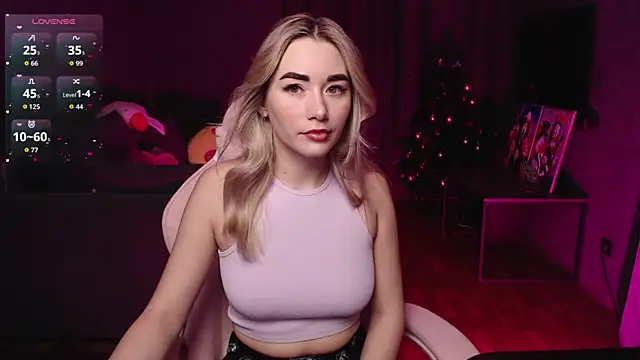 Snapshot of Rosie_Mac chatting on 22, 12, 2025 Rosie Mac online show from 22, 12, 2025