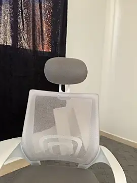 Snapshot of Who-am-I-201 chatting on 6, 11, 2025 Who-am-I-201 online show from 6, 11, 2025