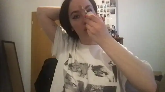 Ameliiya online show from 4, 2, 2026