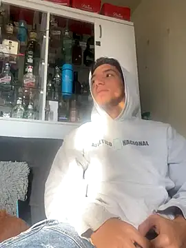 Snapshot of johnvixx chatting on 23, 11, 2025 johnvixx online show from 23, 11, 2025