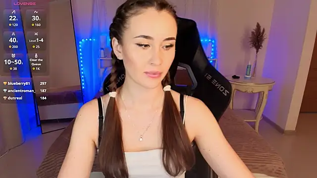  Melissa Evans  online show from 21, 11, 2025