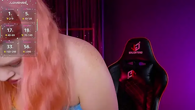 Snapshot of AriettaHeart chatting on 14, 11, 2025 AriettaHeart online show from 14, 11, 2025