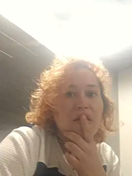 Snapshot of Eclipsedice chatting on 19, 11, 2025 Eclipsedice online show from 19, 11, 2025