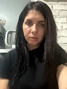 AmandaMartinezz online show from 19, 11, 2025