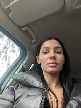 Snapshot of VickyM99 chatting on 18, 11, 2025 VickyM99 online show from 18, 11, 2025