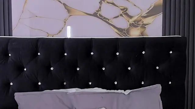 Snapshot of Mia_Devereaux167 chatting on 25, 3, 2026 Mia Devereaux167 online show from 25, 3, 2026