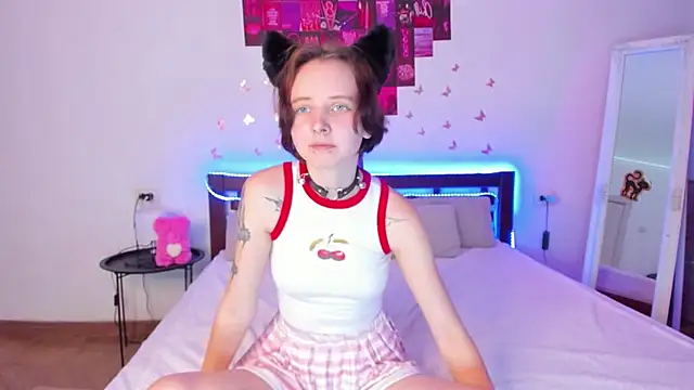 Snapshot of OliviaFlex chatting on 6, 11, 2025 OliviaFlex online show from 6, 11, 2025