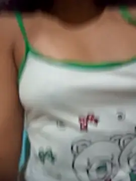 Snapshot of Morenaizzy chatting on 23, 11, 2025 Morenaizzy online show from 23, 11, 2025