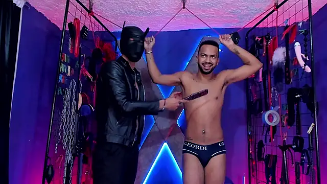 Erick bdsm  online show from 6, 11, 2025