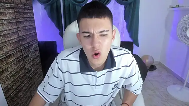 Aleck Boy online show from 25, 11, 2025