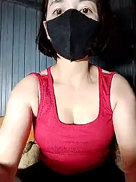 Snapshot of Niramiu chatting on 6, 11, 2025 Niramiu online show from 6, 11, 2025