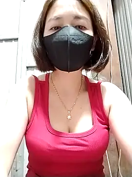 Snapshot of Niramiu chatting on 8, 11, 2025 Niramiu online show from 8, 11, 2025