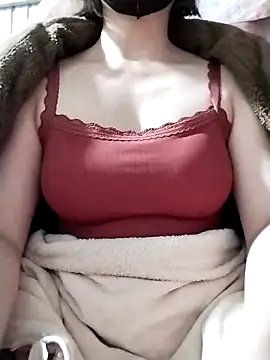 Snapshot of Niramiu chatting on 1, 12, 2025 Niramiu online show from 1, 12, 2025