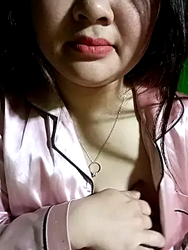 Bee-bgolden online show from 2, 2, 2026