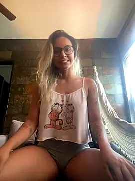 kaakzinha online show from 5, 11, 2025