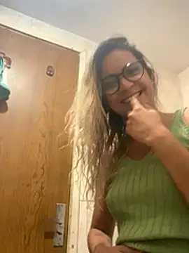 kaakzinha online show from 24, 11, 2025