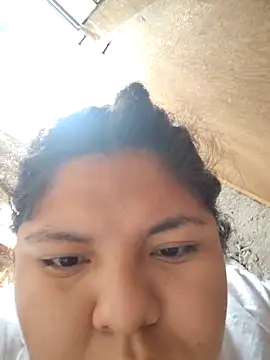 Snapshot of Luanababyl chatting on 26, 11, 2025 Luanababyl online show from 26, 11, 2025