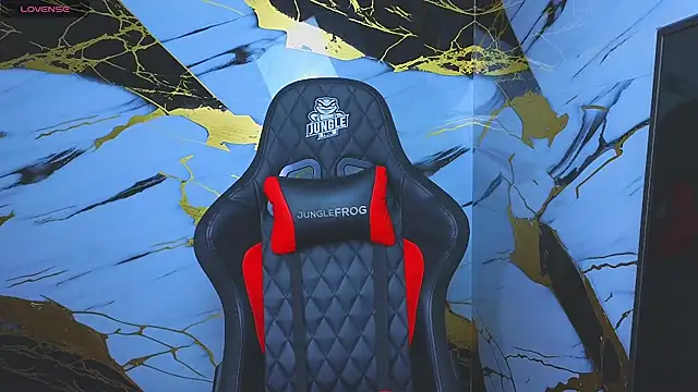 Suarezz10  online show from 10, 11, 2025