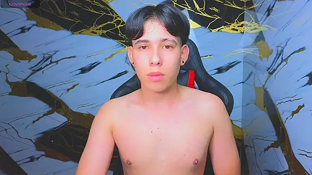 Suarezz10  online show from 19, 11, 2025