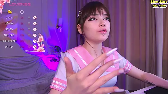 Snapshot of Lissssssa chatting on 2, 12, 2025 Lissssssa online show from 2, 12, 2025