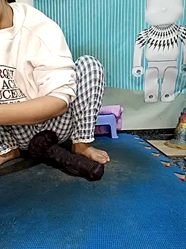 Snapshot of Beolalla chatting on 21, 11, 2025 Beolalla online show from 21, 11, 2025