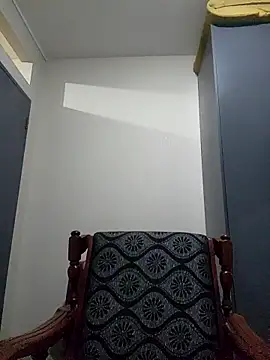 Snapshot of Mommy_Sienna chatting on 10, 11, 2025 Mommy Sienna online show from 10, 11, 2025