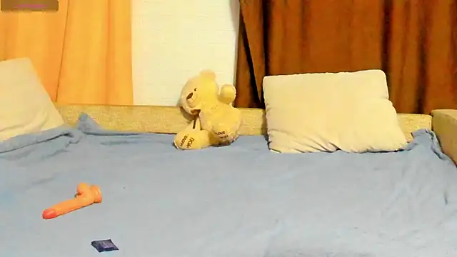 Snapshot of Eva_purrr_ chatting on 19, 12, 2025 Eva purrr online show from 19, 12, 2025