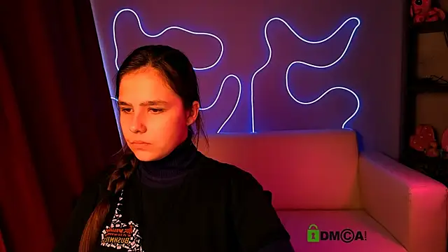 kelly may1 online show from 10, 11, 2025