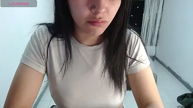 Darkittydoll-15 online show from 5, 12, 2025