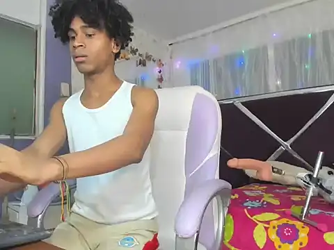 Snapshot of Santy_bigcock_01 chatting on 8, 1, 2026 Santy bigcock 01 online show from 8, 1, 2026