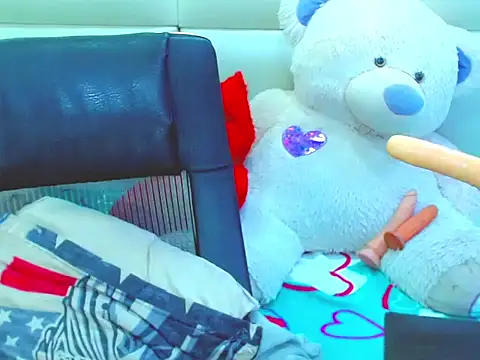 Snapshot of NharaBigCock chatting on 6, 3, 2026 NharaBigCock online show from 6, 3, 2026