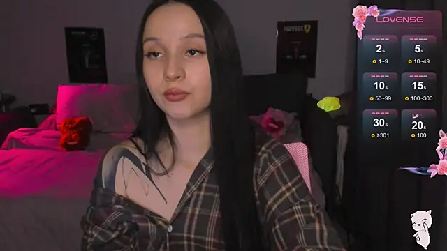 Snapshot of BabyMooon chatting on 15, 12, 2025 BabyMooon online show from 15, 12, 2025