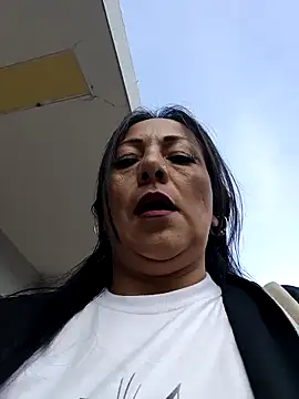 Snapshot of misshot_02 chatting on 10, 11, 2025 misshot 02 online show from 10, 11, 2025