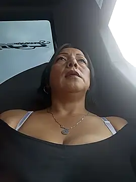 Snapshot of misshot_02 chatting on 2, 12, 2025 misshot 02 online show from 2, 12, 2025