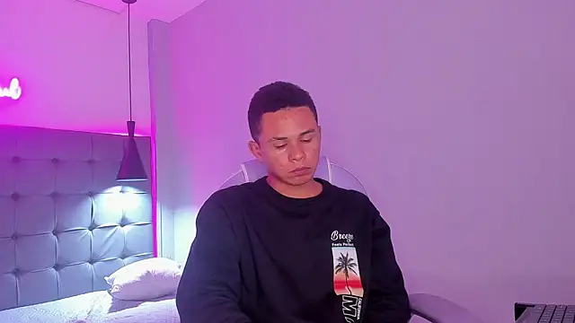 Liams18 online show from 29, 11, 2025