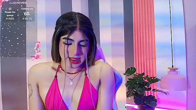 camii raux online show from 20, 12, 2025