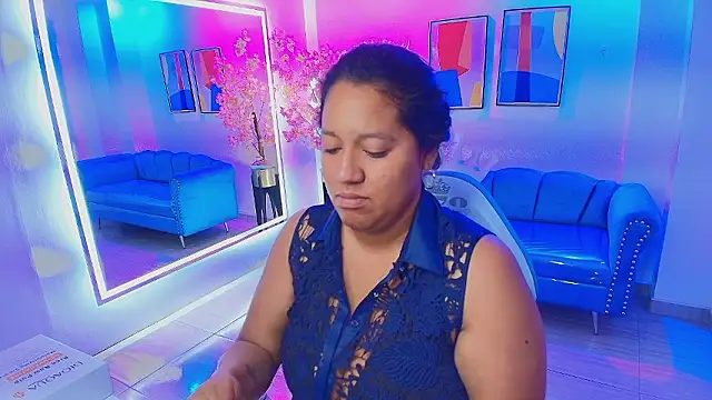 Alondra gomexxx online show from 17, 1, 2026