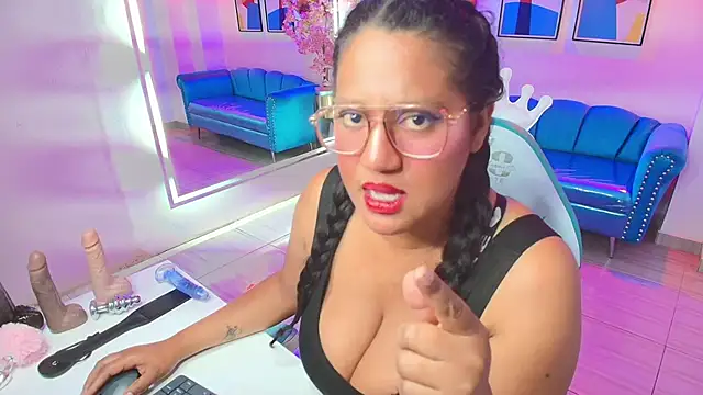 Alondra gomexxx online show from 3, 2, 2026