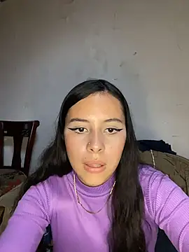 Snapshot of latinnheatxx chatting on 14, 11, 2025 latinnheatxx online show from 14, 11, 2025