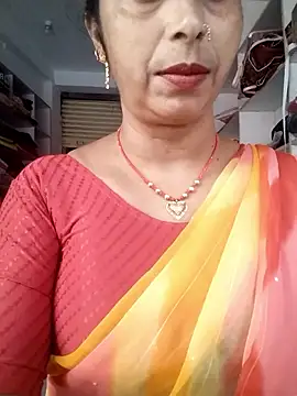 Snapshot of Hami705 chatting on 12, 11, 2025 Hami705 online show from 12, 11, 2025