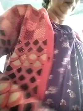 Snapshot of Hami705 chatting on 14, 12, 2025 Hami705 online show from 14, 12, 2025